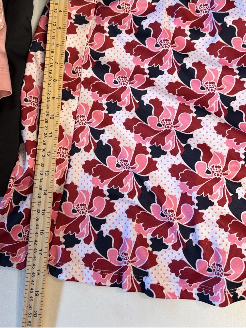 Sporty Floral Pink & Burgundy Patterned Skirt